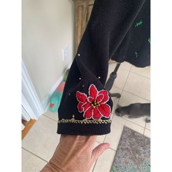 REFERENCE POINT NEW YORK Embroidered Christmas Cardigan - Picture 5 of 11